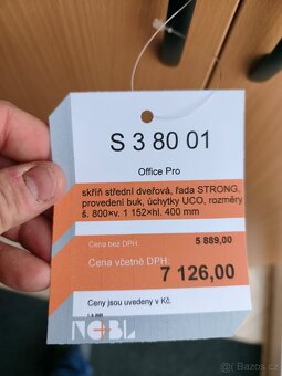 Střední skřínka, s dveřmi - 3