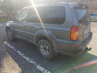 Hyundai Terracan - 3