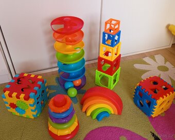Hračky pro miminka,míčky,kostky,knížky,chrastítka - 3