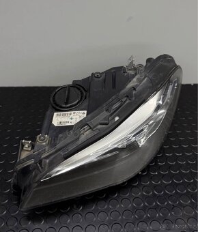 Bmw F10/F11 přední světlo - 3