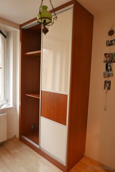 Vestavěná skříň - 3