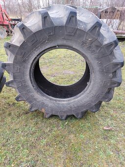 Pneu Trelleborg 380/70 R 20 - 3