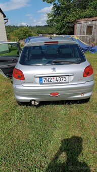 Podám Peugeot 206 - 3