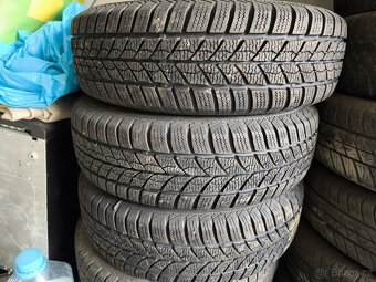 Zimní pneu 165/70/13 Škoda Favorit , Lada na disku 4x98 - 3