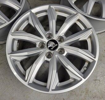 Originál 17" Audi Q5 5x112 VW Škoda - 3