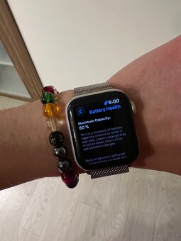 Apple Watch SE 2021 (GPS + Cellular) 40mm - 3
