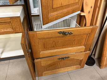 Dubová kuchyňská linka 370cm s lednicí - 3