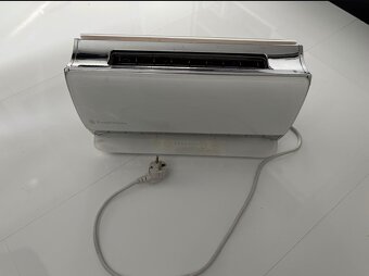 Topinkovač Russell Hobbs - 3