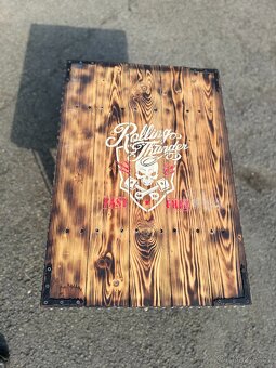 Stolek do pánské garáže - 3