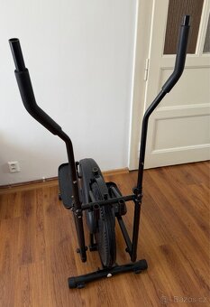 Eliptický trenažer (eliptical) - 3