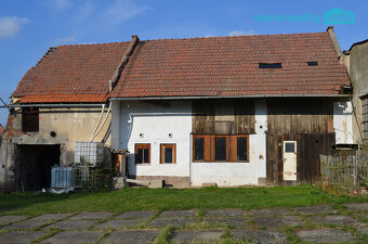 Prodej pozemku 1571 m² s původní zemědělskou usedlostí v cen - 3