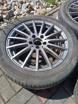 Mercedes B 5x112 r17 - 3