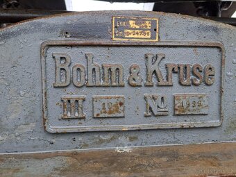 Historický sbíjecí stroj Bohm a Kruse - 3