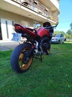 Yamaha FZ1 - 3