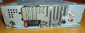 Pioneer DEH-1600UBG - 3