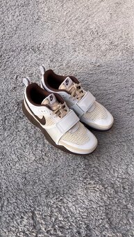 Nike Zoom Field Jaxx Travis Scott Light Chocolate - 3