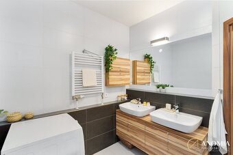 Prodej bytu 3+kk, 77 m2 - Praha - Kyje, ev.č. 00452 - 3