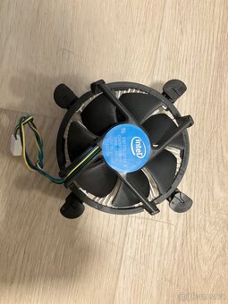 Procesor Intel G4600 + chladič - 3