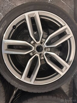 original Audi Q5 SQ5 8R r21 ET33 8R0601025AM - 3
