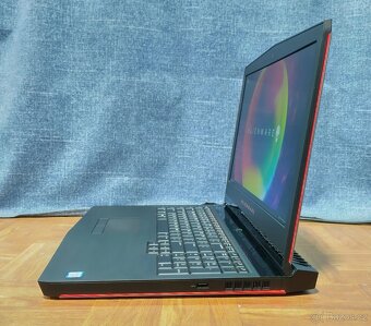 Prodám DELL Alienware 17 R4/I7-7700HQ - 3