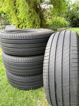 215/55 R17 Michelin ZÁNOVNÍ - 3