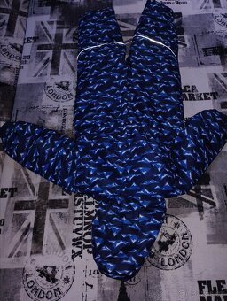 Krásná zimní kombinéza - 3