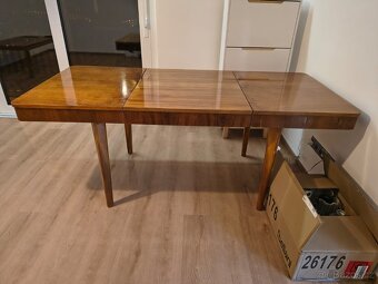 Jídelní rozkládací stůl – obdélníkový - 3