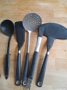 Kuchyňské nádobí 10Kč kus.Sada 5ks-20 Kč - 3