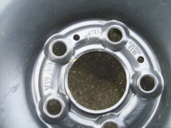 original zimní kola Scala Kamiq Nokian 195.60.16 - 3