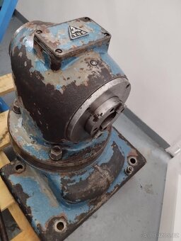 Univerzální frézka TOS FA 3 (8022) - 3