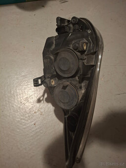 Světlomet pravý Ford Focus 2 FL - 3