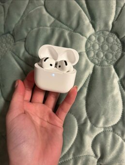 airpods - 3