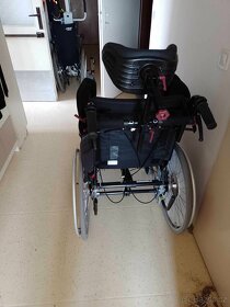 Polohovací invalidní vozík Netti - 3