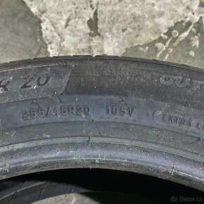 Letní pneu 255/45 R20 105V Michelin  5,5-6mm - 3