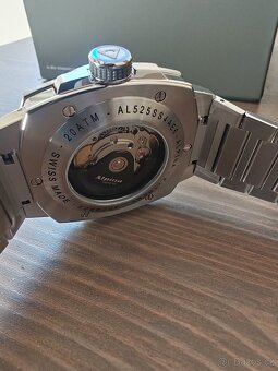 Prodám nové pánské Švýcarské hodinky Alpina AL-525G4AE6B - 3