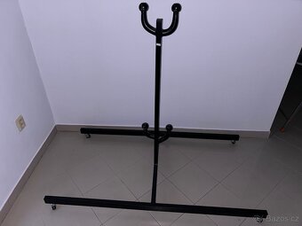 Výstavní prezentační stojan na nosiče jízdních kol - 3