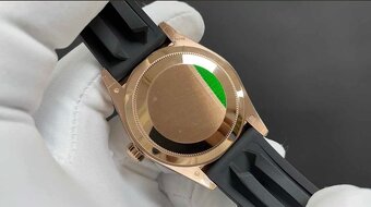 Rolex SkyDweller Rose Gold Oyster Flex - 3