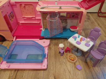 Barbie karavan - 3