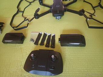 Dron Yuneec Matins Q - 3