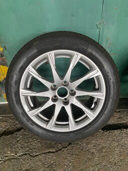 Audi V spoke 225/50 R17 originál - 3