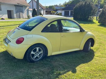 Prodám volkswagen new beetle - 3