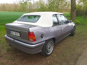 Opel Kadett GSI Bertone - 3