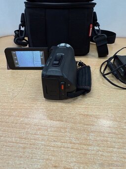 Prodam kameru JVC Ecerio - 3