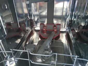 45 cm myčka Whirlpool - 3