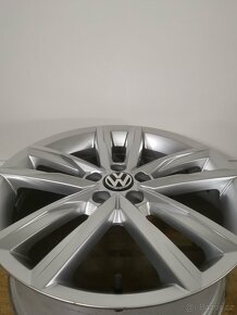VW Polo VI - 4x orig. ALU disky VW 5x100 R17 - 3
