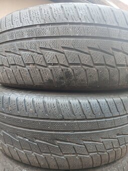 Skoda yeti 225/50R17 - 3