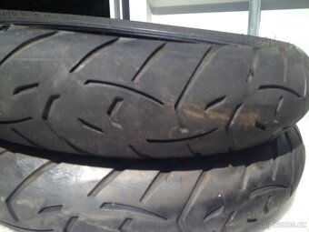 Motopneumatiky Metzeler 120/70R 19 a Pirelli Scorpion STR - 3