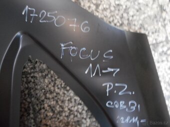 Pravý zadní blatník - Ford Focus - 3