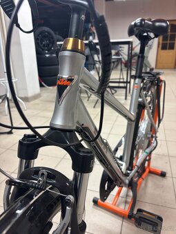 Městské/trekové elektrokolo KTM – bez baterie - 3