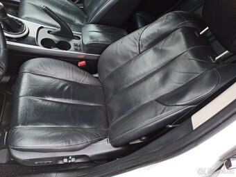 MAZDA CX-7 – INTERIÉR, SEDAČKY, TAPECE - 3